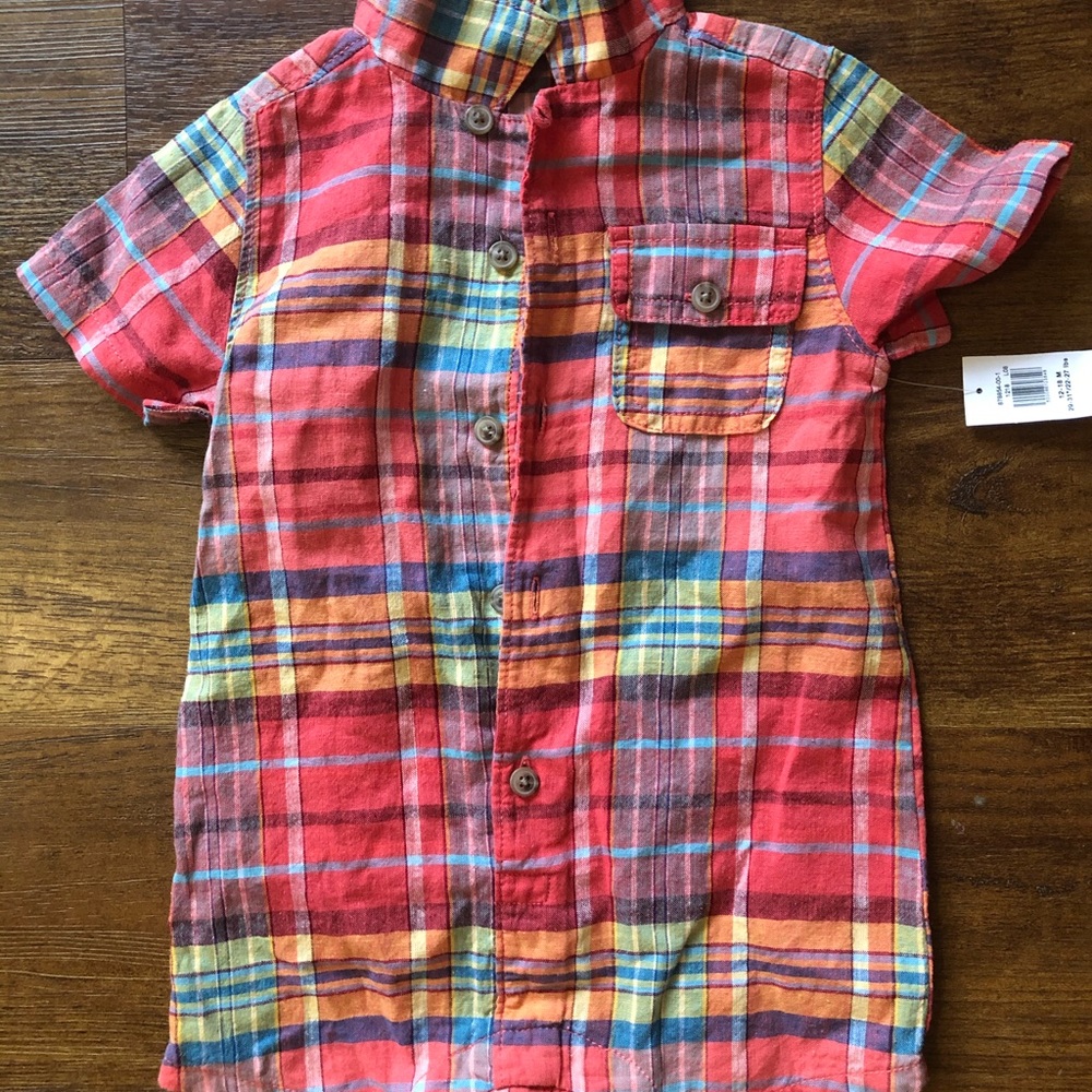 NWT Old Navy Toddler Boys Romper. 12-18 month.